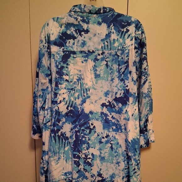 Catherines Top Womens 3X 26/28 Blue Floral Lightweight Short Sleeve Button Up - Picture 4 of 5